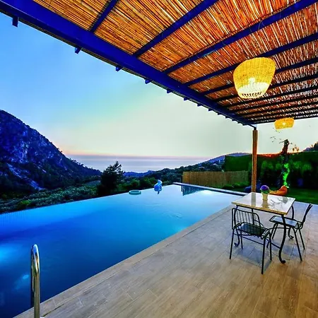2 Bedroom Private With Infinity Pool And Sea View Oludeniz